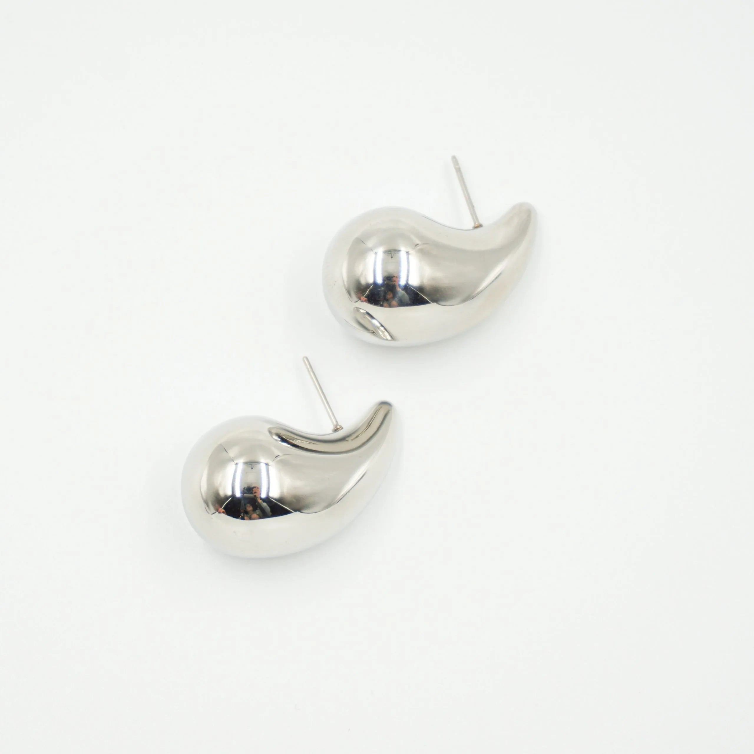 Aretes gota plata