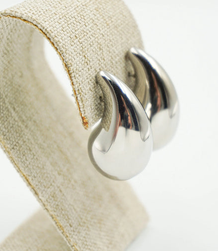 Aretes gota plata