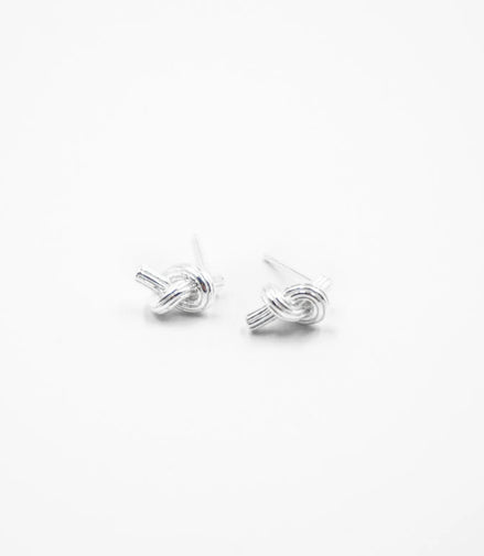 Aretes nudo plata