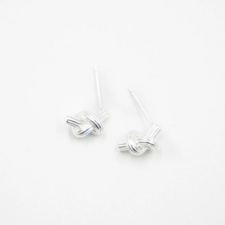 Aretes nudo plata