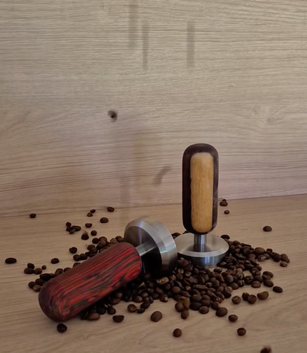 Tamper artesanal de madera natural