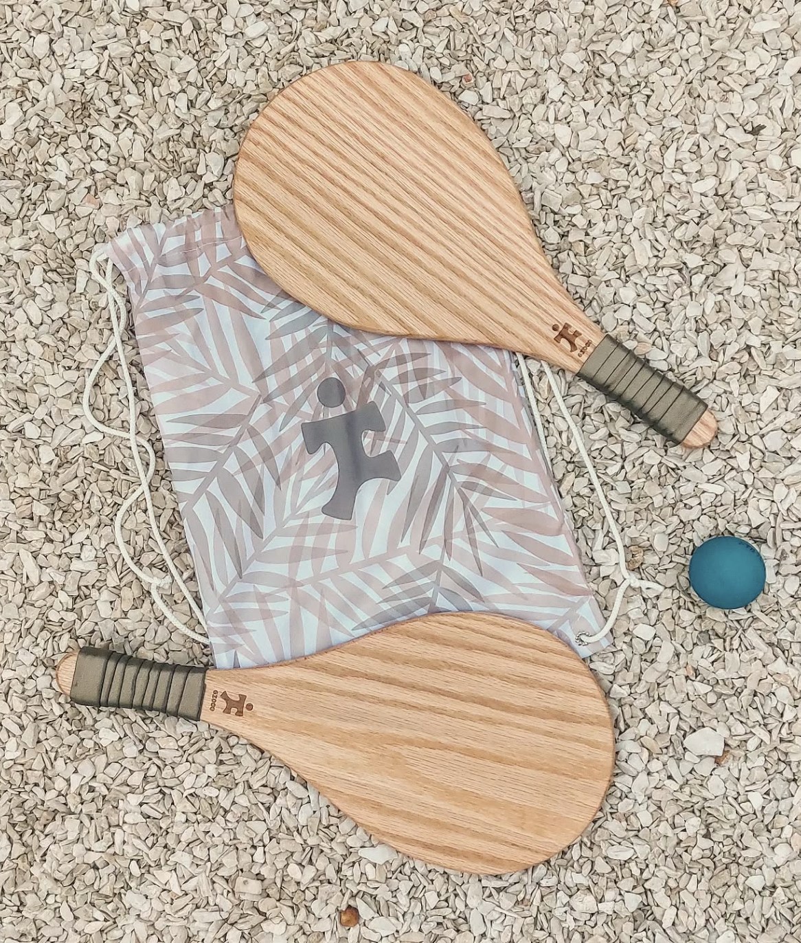 Set de Raquetas de Madera de Encino con 2 Pelotas