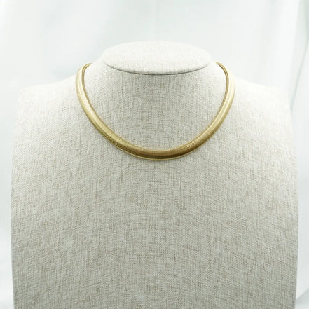 Collar esqueleto dorado