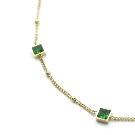 Collar esmeralda