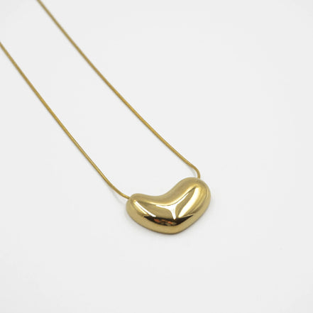 Collar frijol oro
