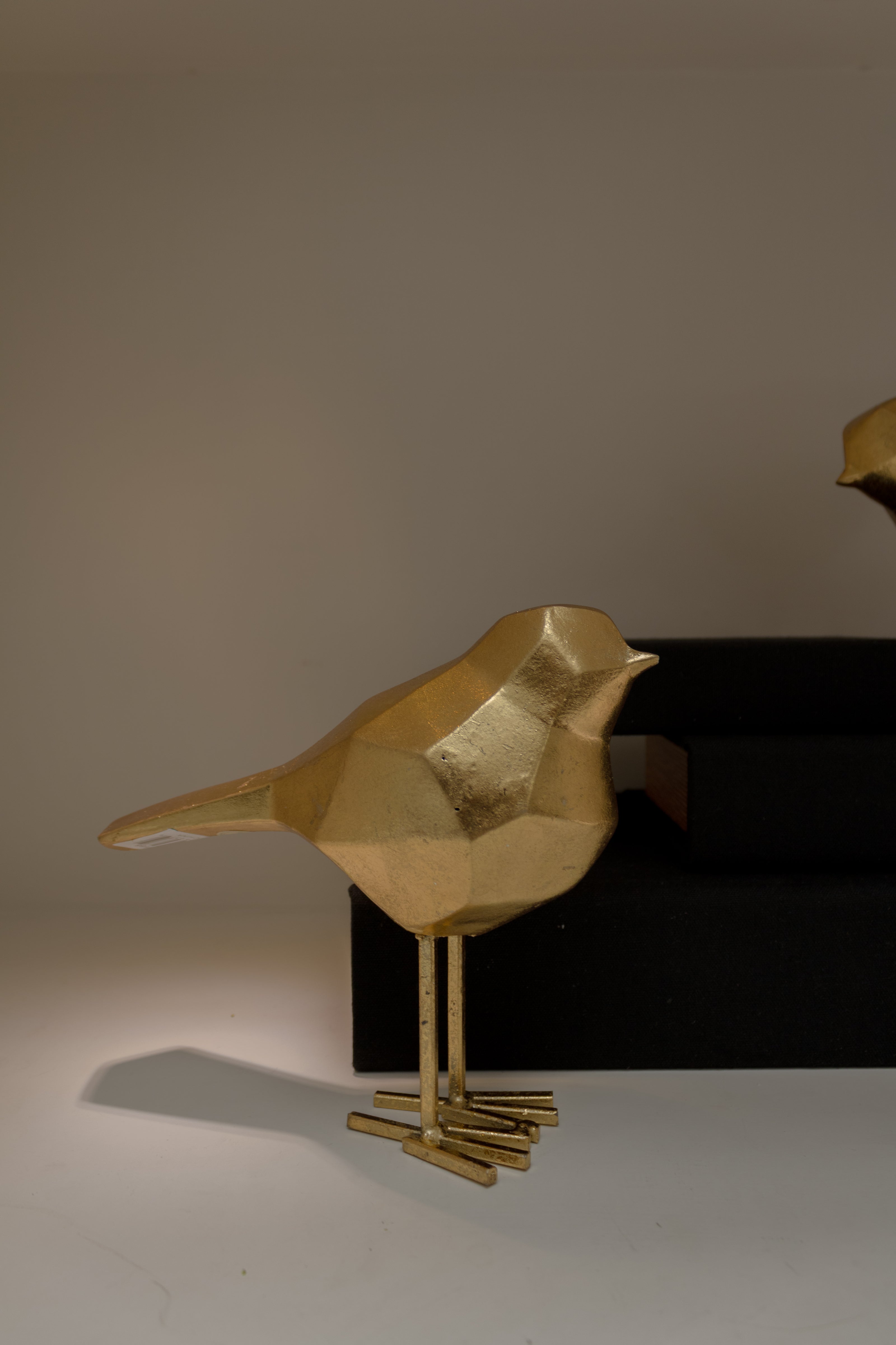Decoración Pájaro en Polipiedra Dorado