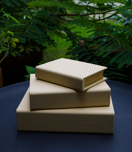 Caja de Libros Imitación Cuero Beige