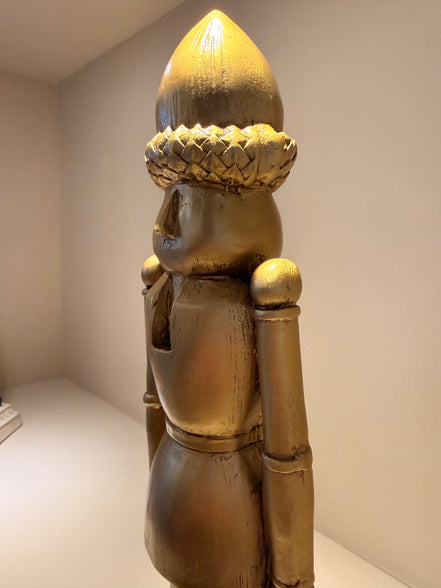 Cascanuces Avellana Viejo – Oro y Plata