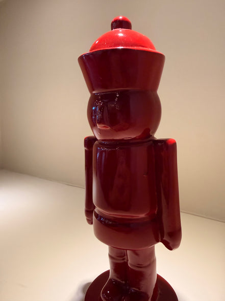 Cascanuces Alva – Rojo y Verde Laca