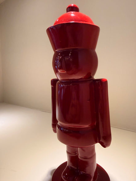 Cascanuces Alva – Rojo y Verde Laca