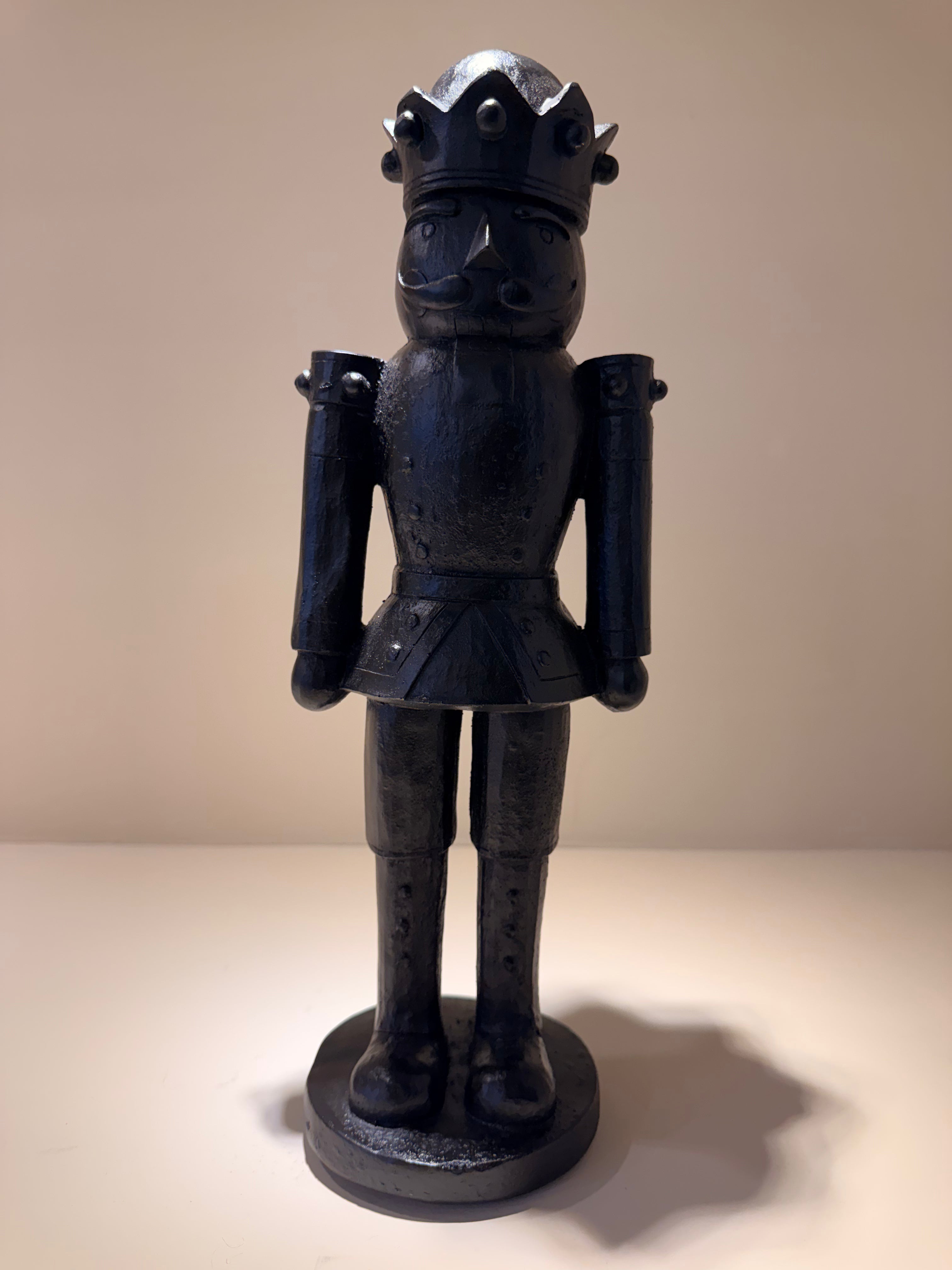 Cascanuces Soldado Alva – Negro o Rojo Pulido