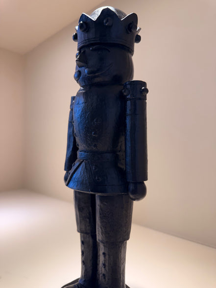 Cascanuces Soldado Alva – Negro o Rojo Pulido