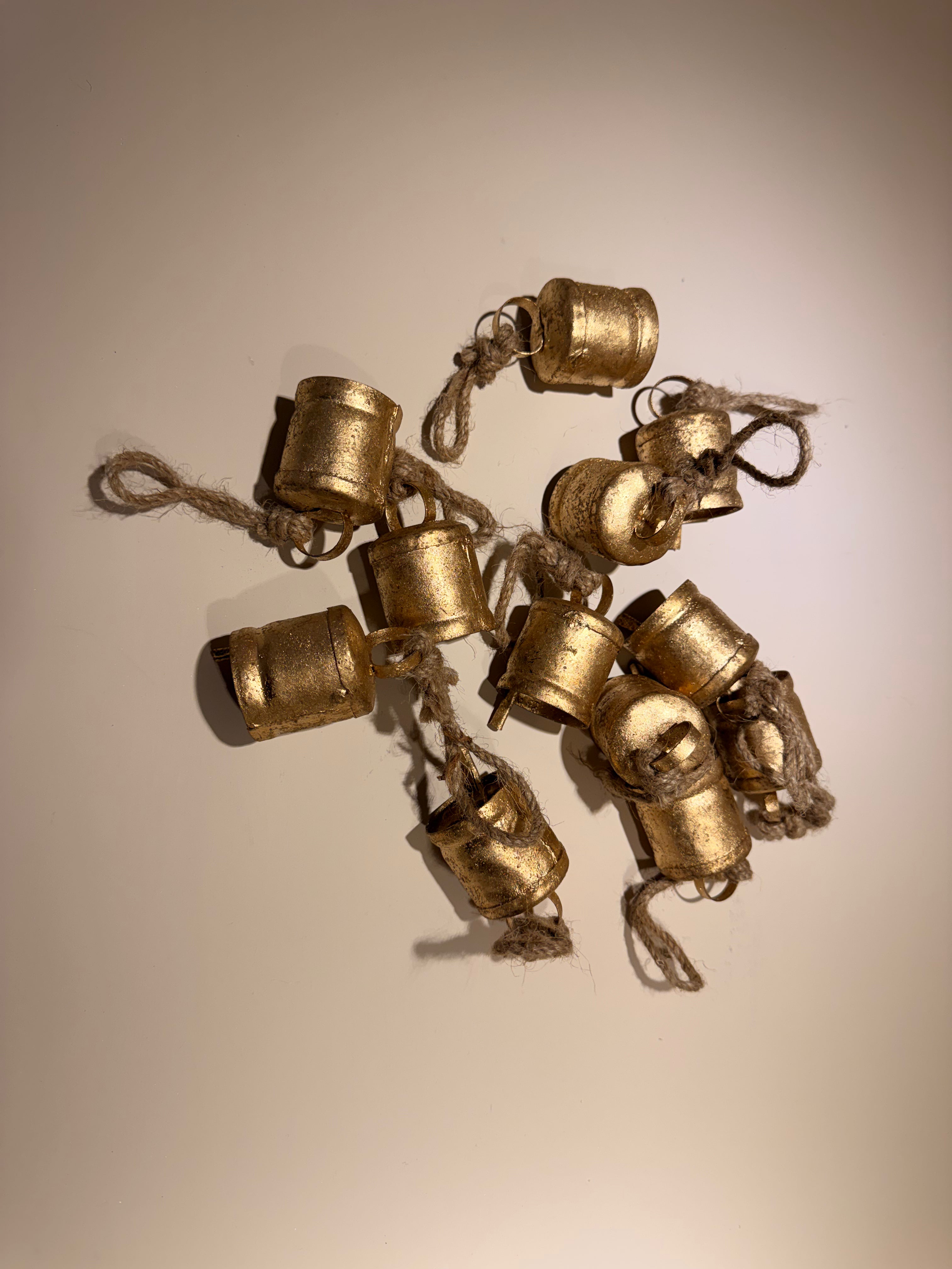 juego de 18 campanitas decorativas