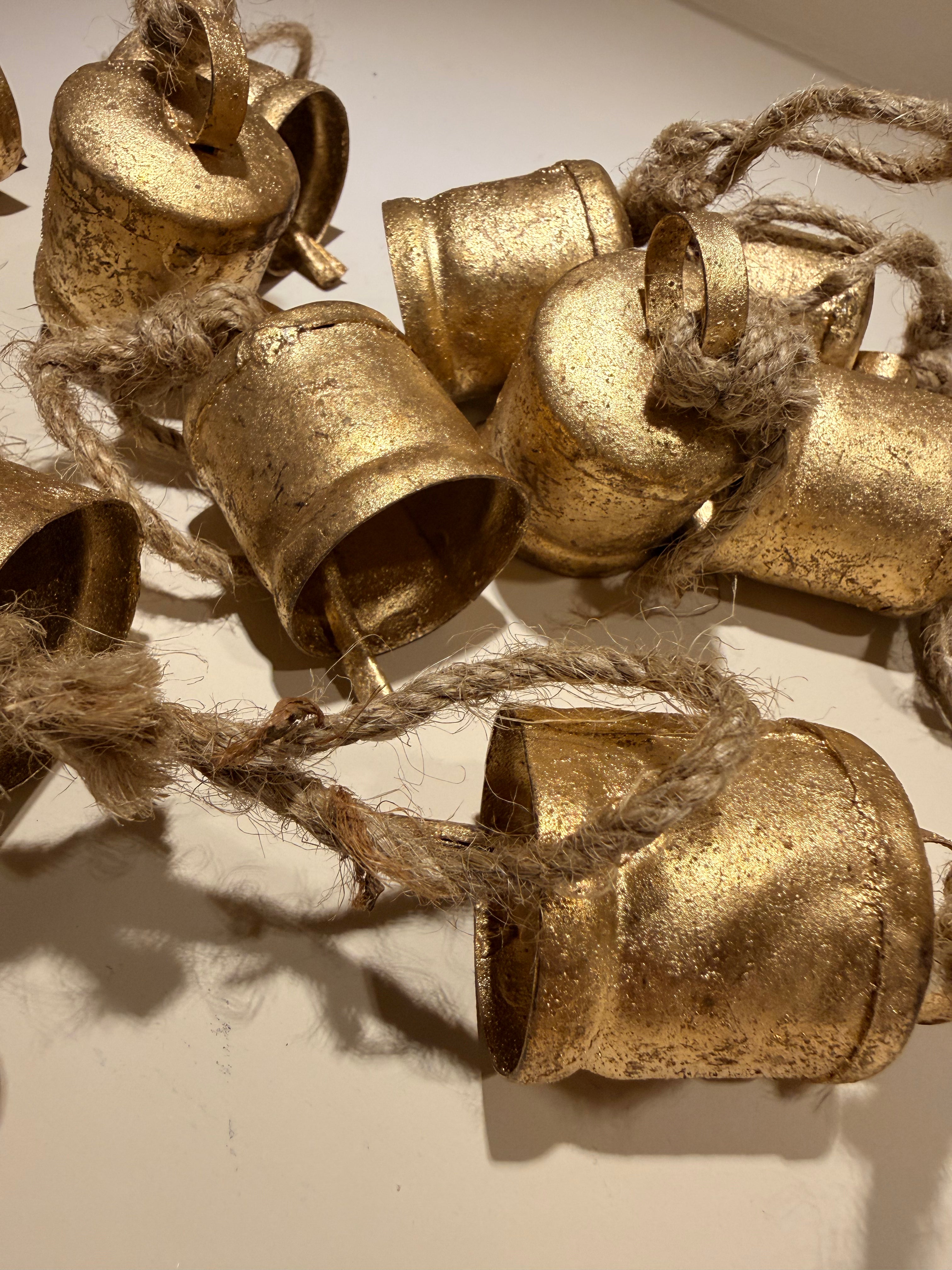 juego de 18 campanitas decorativas