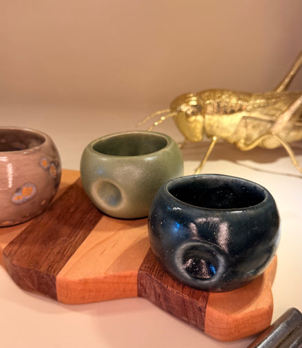 Bases mezcaleras hechas a mano en madera natural