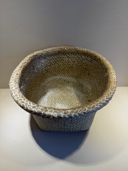 Canasta Pot