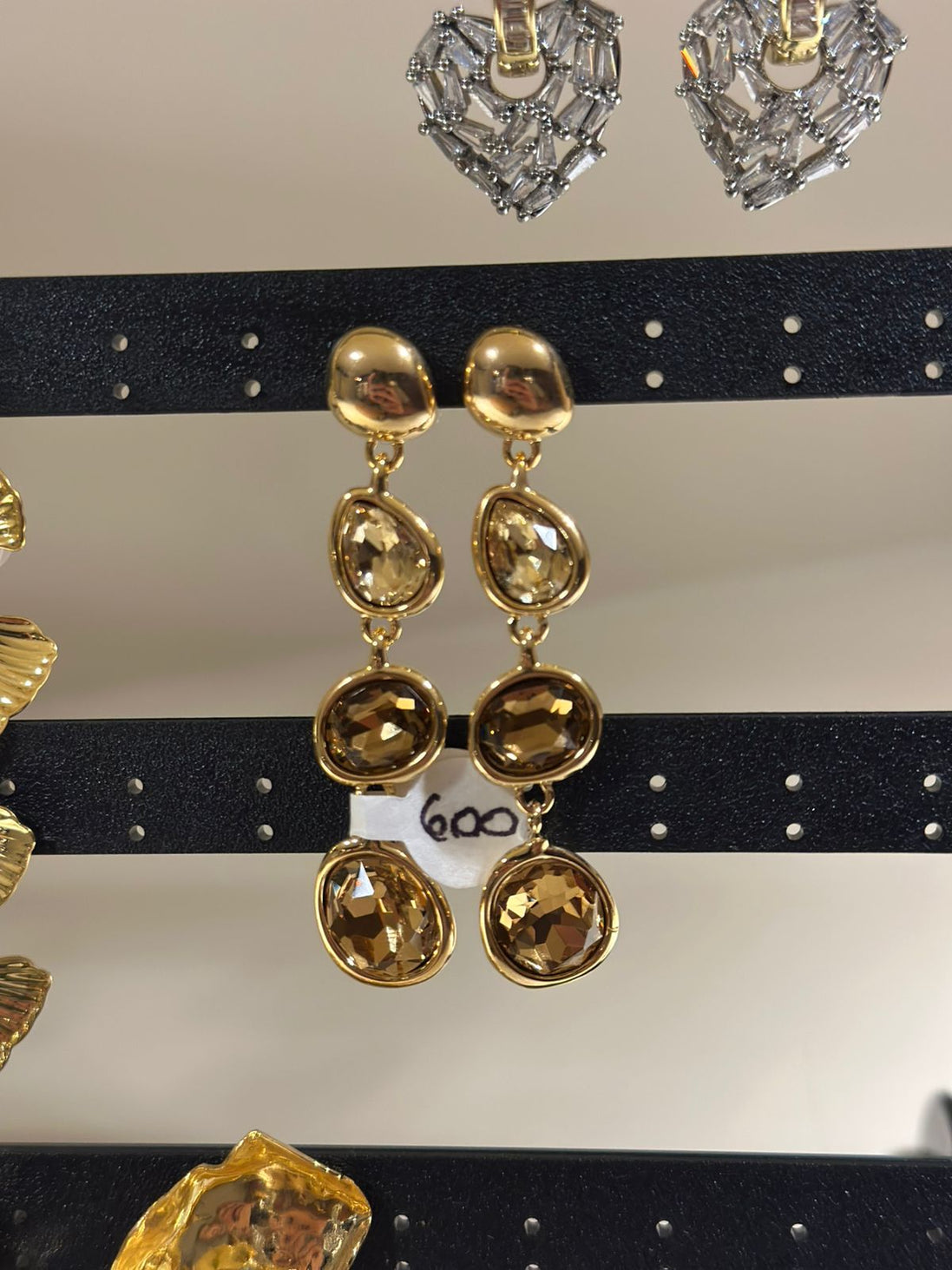 ARETES ESCALONADOS CON ZIRCONIAS