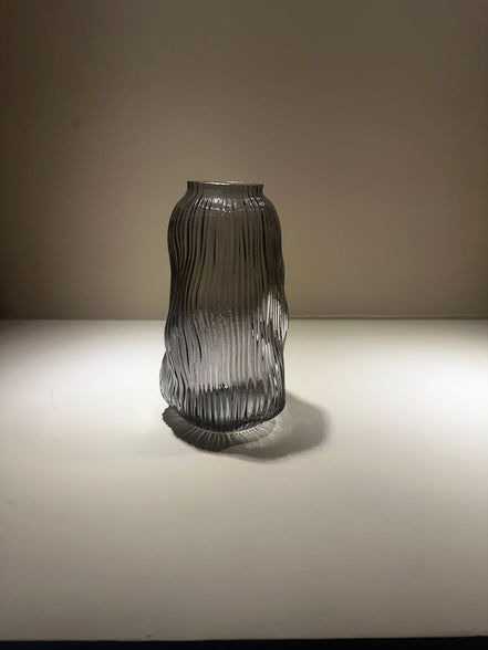 Florero negro Vintage