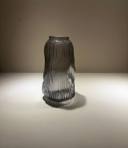 Florero negro Vintage