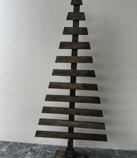Arbol decorativo de madera